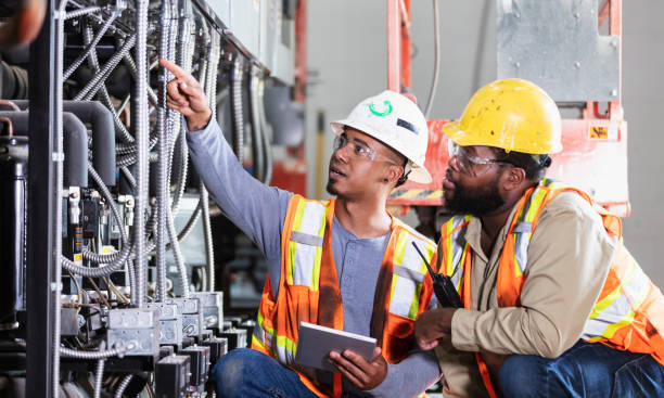 Best Commercial Electrician Services  in Chatfield, MN